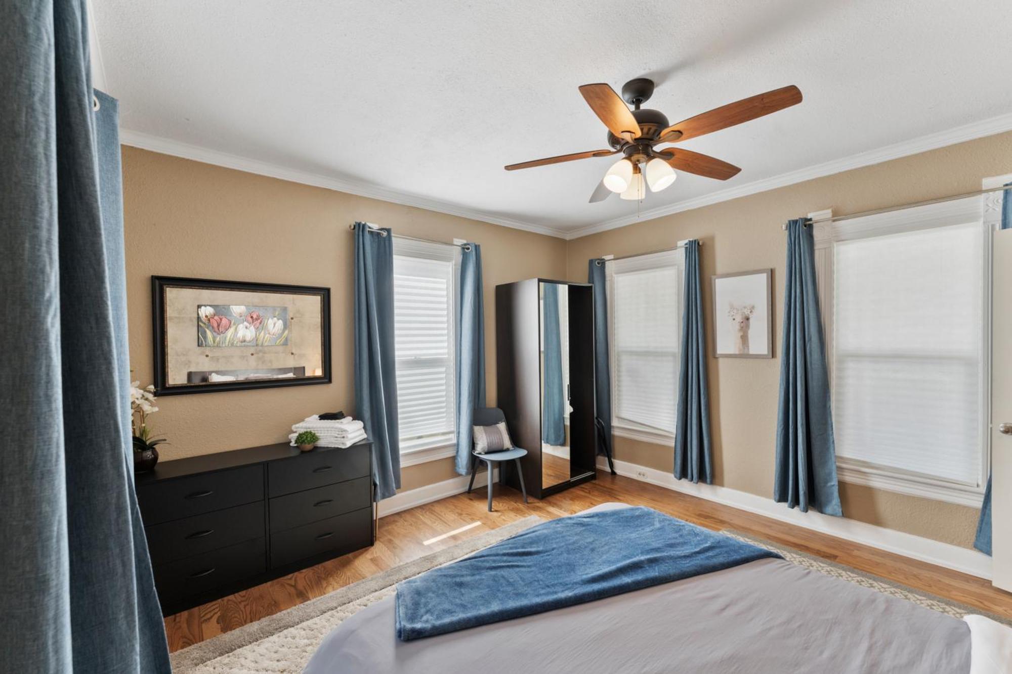 3 Bedroom *Downtown* With Firepit Колорадо-Спрингс Экстерьер фото